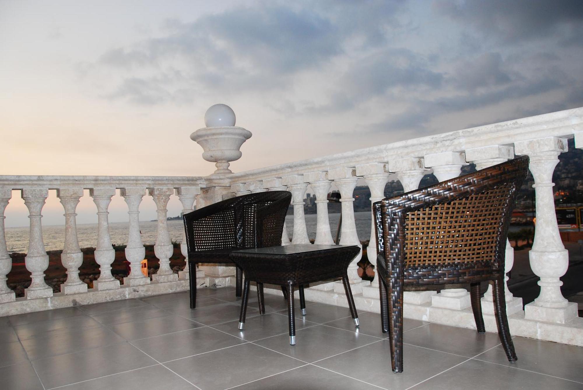 Portaluna Hotel & Resort Jounieh Luaran gambar